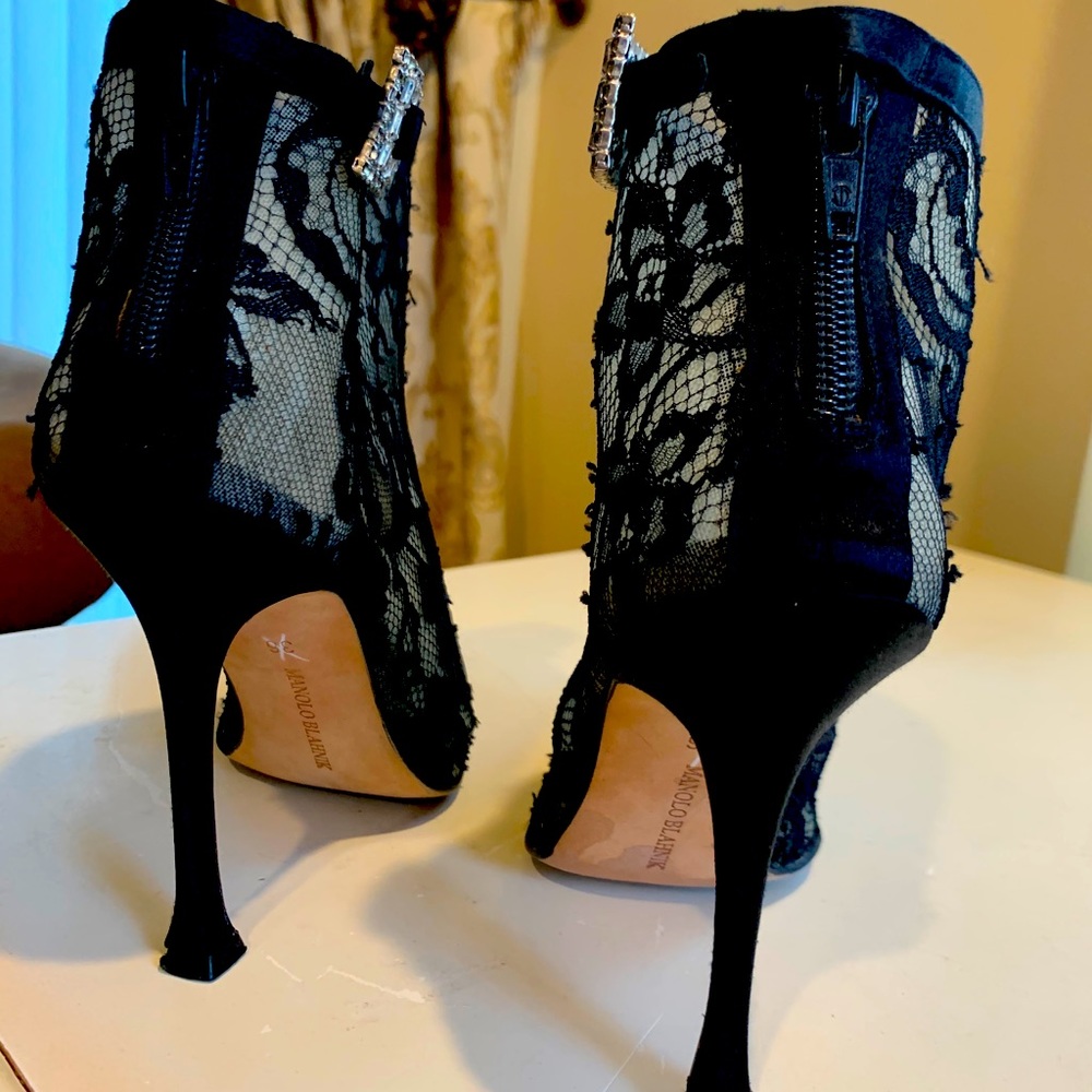 MANOLO BLAHNIK BLACK Rhinestone Booties S36 - Picture 2 of 16